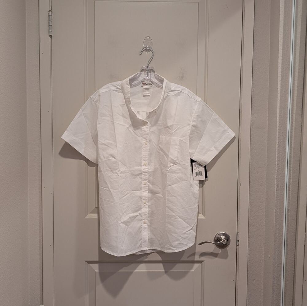 Dickies Women's Flex Short-Sleeve White Button-Up Shirt XL